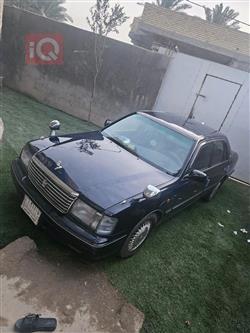 تۆیۆتا کراون